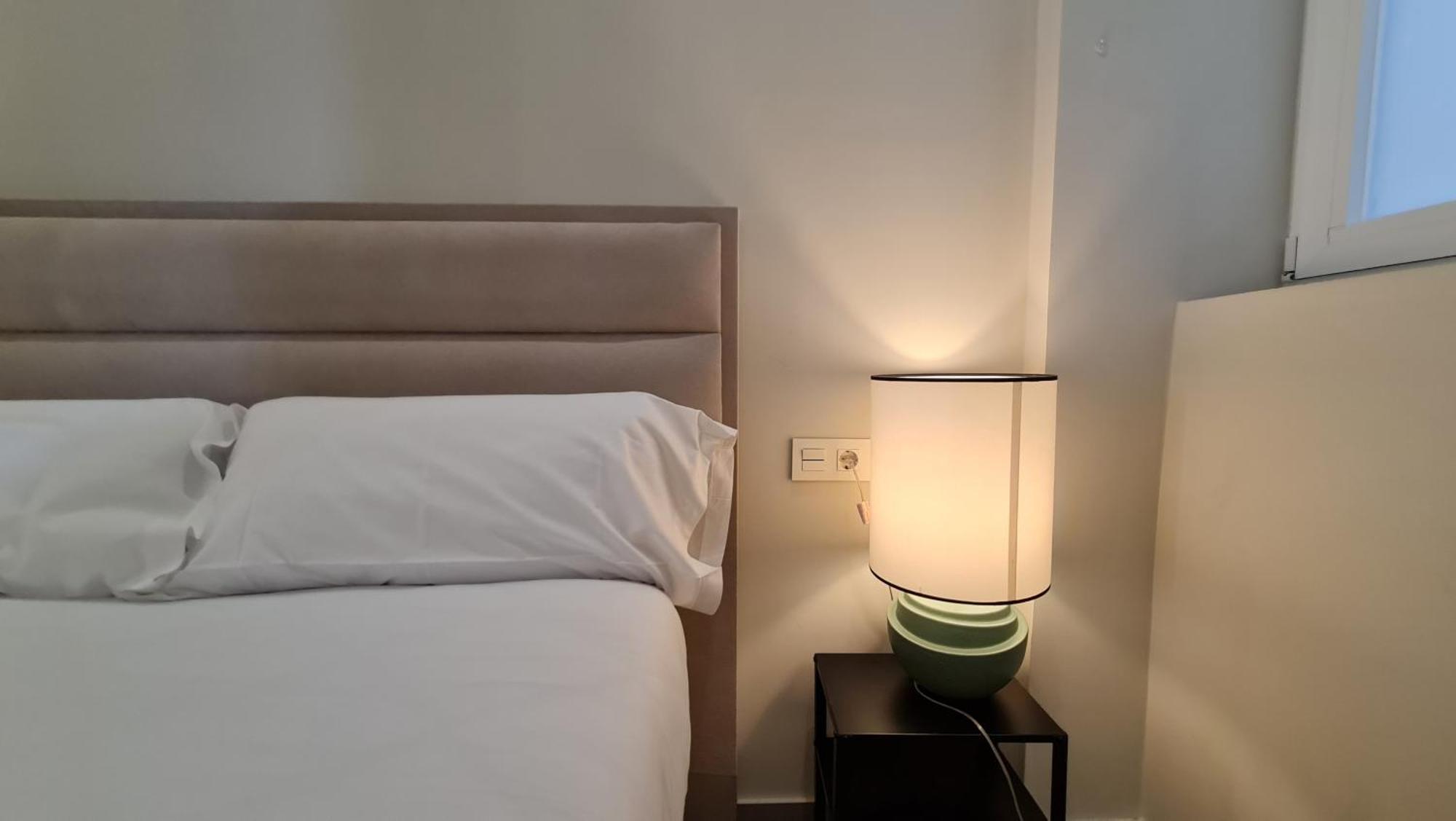 Navas 101 Cosmopolitan Loft Apartment กรานาดา ภายนอก รูปภาพ